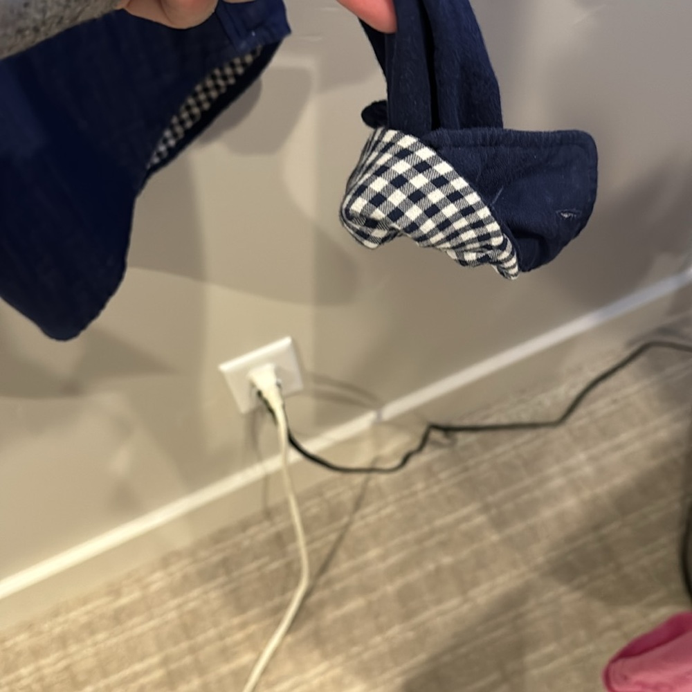 EUC  large Ralph Lauren button down in navy & white checked lining. - Picture 3 of 7